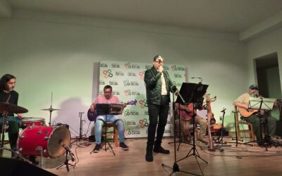 EL PÚBLICO ACOMPAÑÓ LA PRESENTACIÓN DE DA CAPO EN EL CENTRO CÍVICO