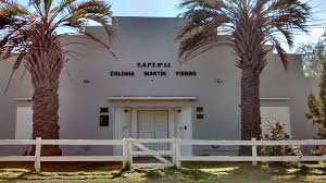 EL MUNICIPIO GESTIONÓ UNA DONACIÓN PARA LA BIBLIOTECA DEL CEPT Nº 11 DE MARTÍN FIERRO