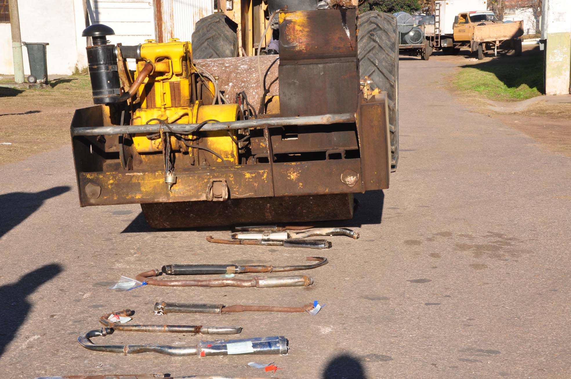 Se destruyeron 59 caños de escape modificados