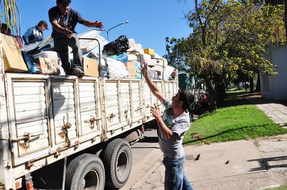 El Municipio envió el primer camión solidario