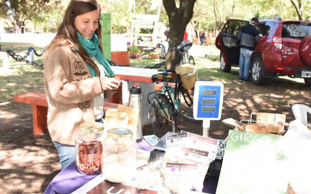 MAÑANA (SÁBADO) HAY FERIA ECOFINES VERDE EN LA PLAZOLETA BROWN