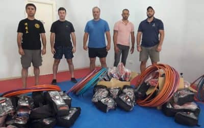 SE ENTREGÓ MATERIAL DEPORTIVO A REPRESENTANTES DE ESCUELAS DE LA COMISIÓN MUNICIPAL DE ARTES MARCIALES