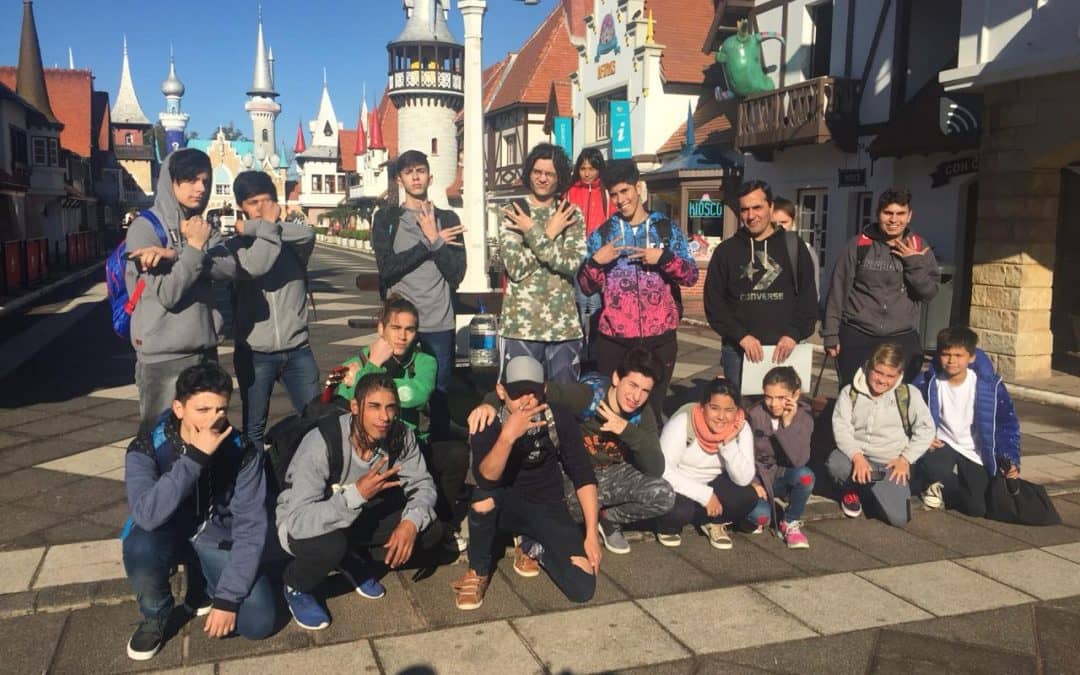 JÓVENES LOCALES BAILARON HIP HOP EN EL ENCUENTRO PROVINCIAL “ENVIÓN SOS VOS”