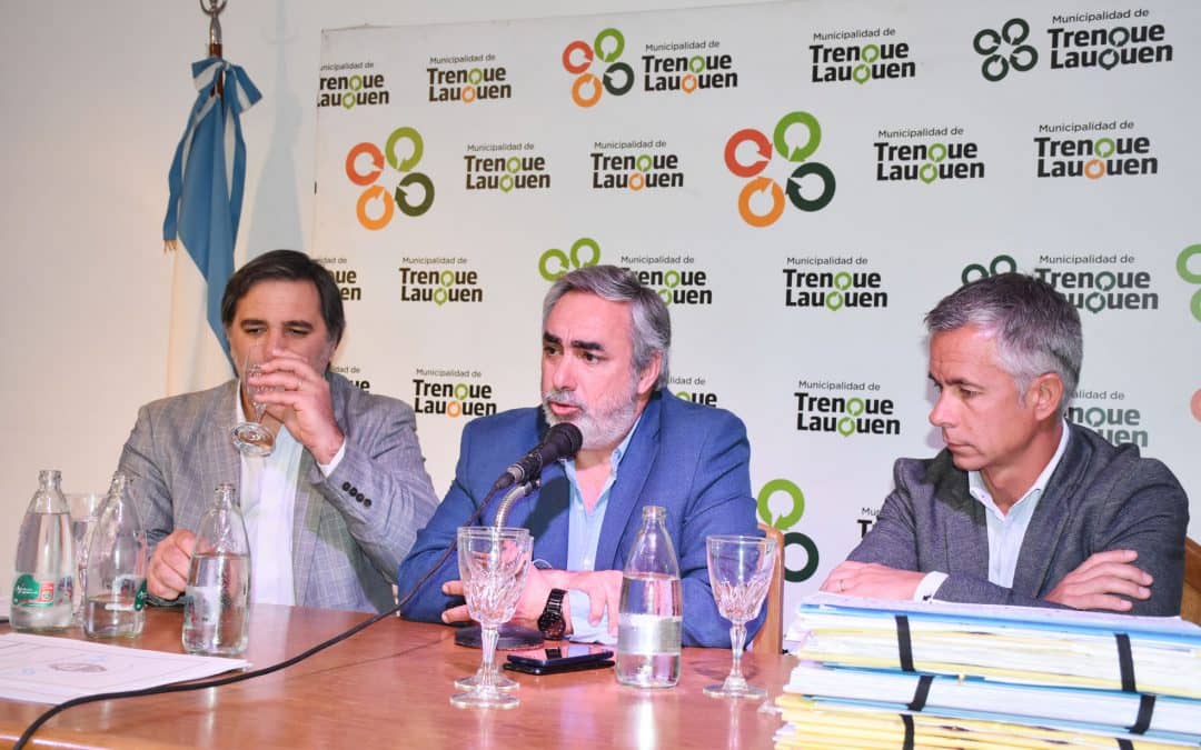 MIGUEL FERNÁNDEZ: “NO ES POCA COSA HABER ENTREGADO EN ESTOS CUATRO AÑOS 760 ESCRITURAS”