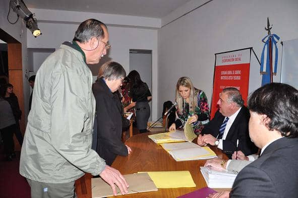 Entregaron ayer 110 escrituras