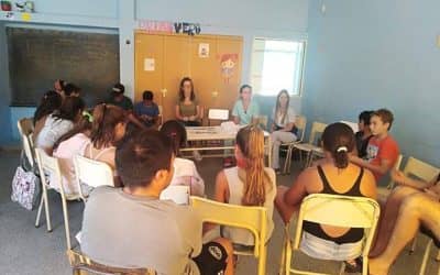 ESCUELAS DE VERANO: SALUD COMUNITARIA, PEDIATRÍA Y MEDICINA GENERAL DIERON UN TALLER DE ESI EN LA EP N°48