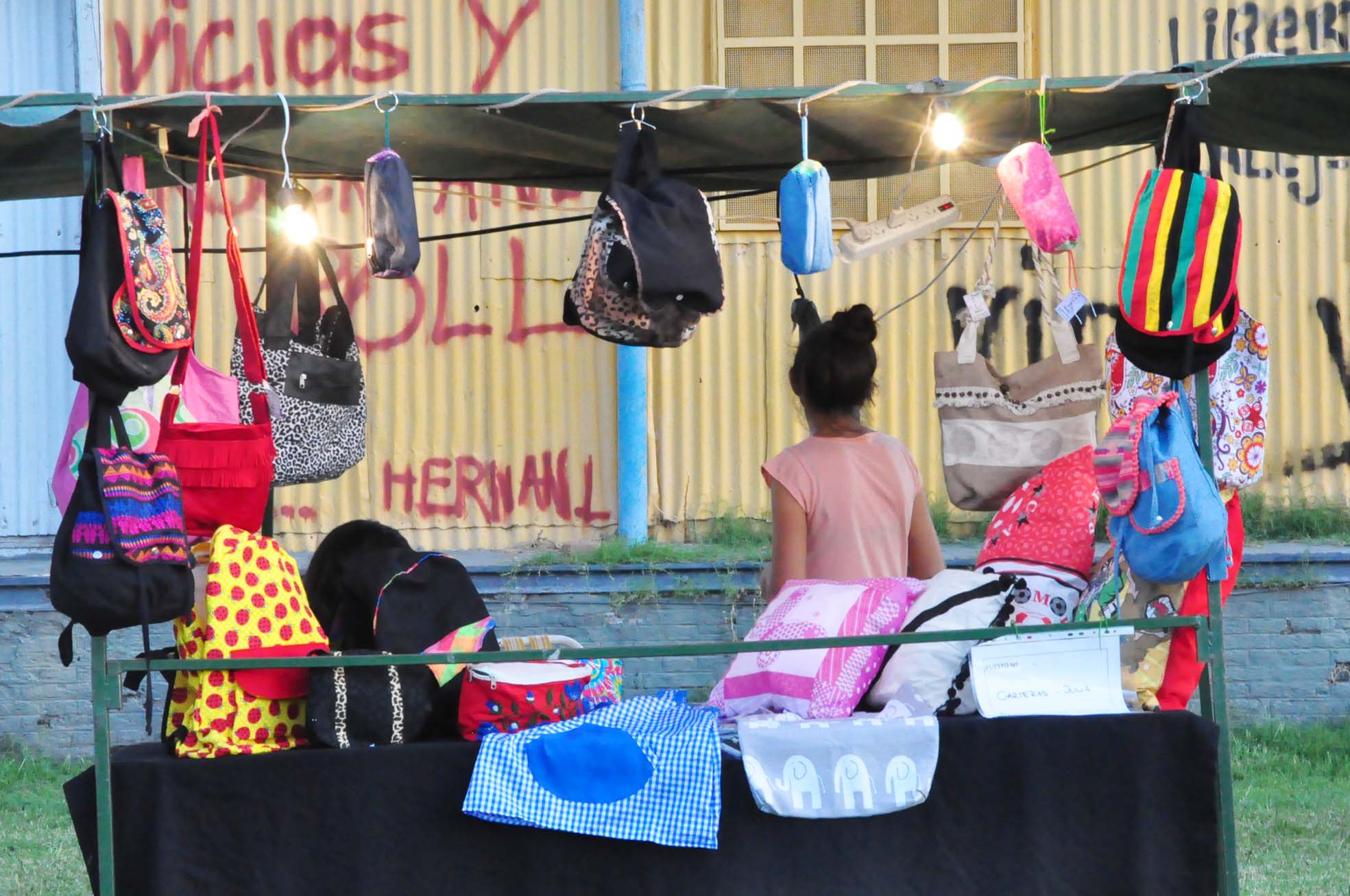 Convocatoria para artesanos y manualistas