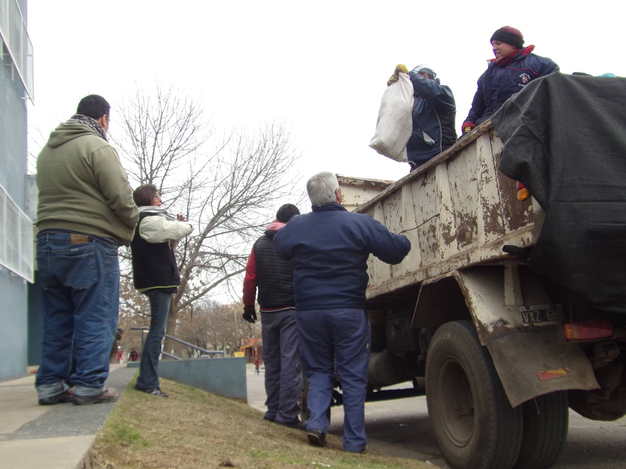 Reprograman entrega de gallinas por los días de lluvia