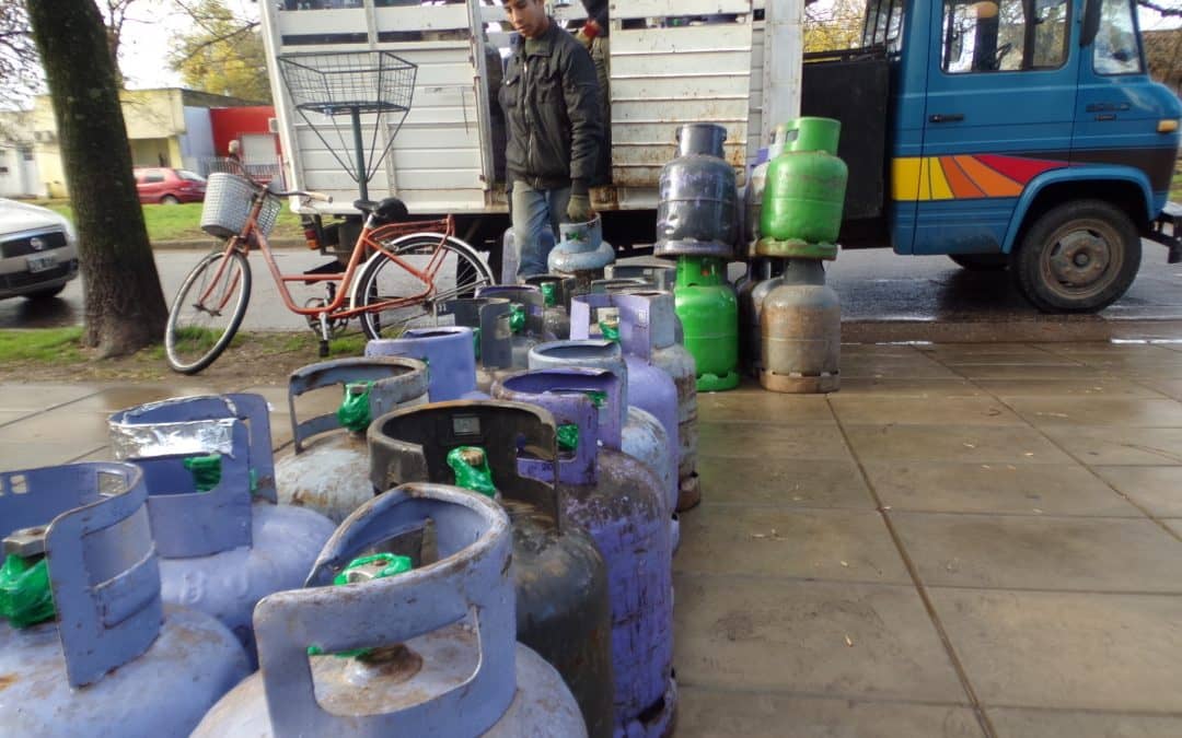 Finalizó el programa invierno con la entrega de 2254 garrafas subsidiadas