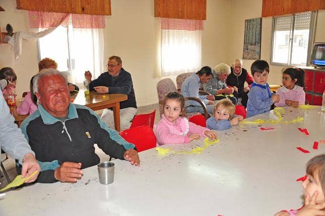 Alumnos del jardín 5 visitaron el Hogar de Autovalentes Cacho Cabrera