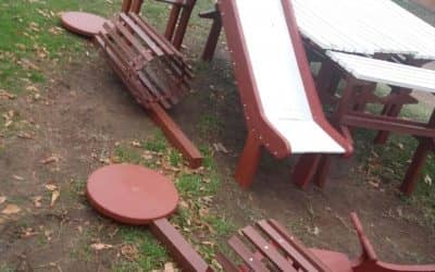 El Municipio recibió mobiliario realizado con material reciclado