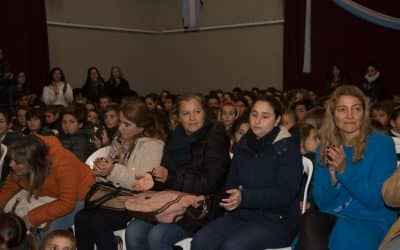 Funcionarias municipales estuvieron en el acto de compromiso con el Ambiente de Los Médanos