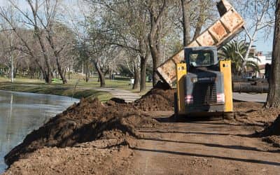 El Municipio rellena el borde de la laguna del Parque Villegas