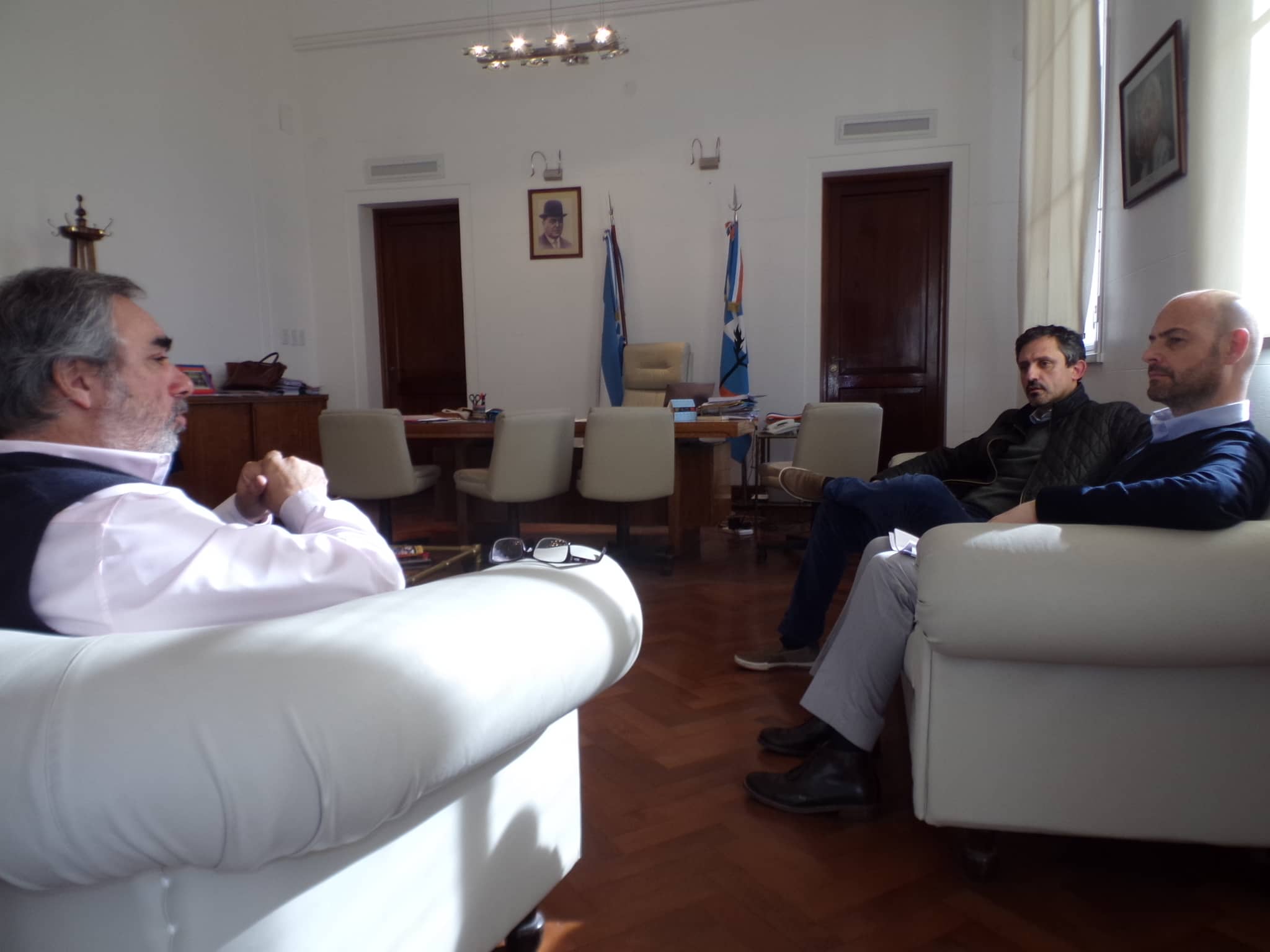 Licencias de conducir: funcionarios provinciales visitaron el Municipio