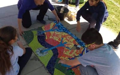 EL PROYECTO “MI ESCUELA EN MI CIUDAD” LE SIGUE PONIENDO MURALES Y SENTIMIENTOS A LA PLAZA DEL BARRIO LA LONJA