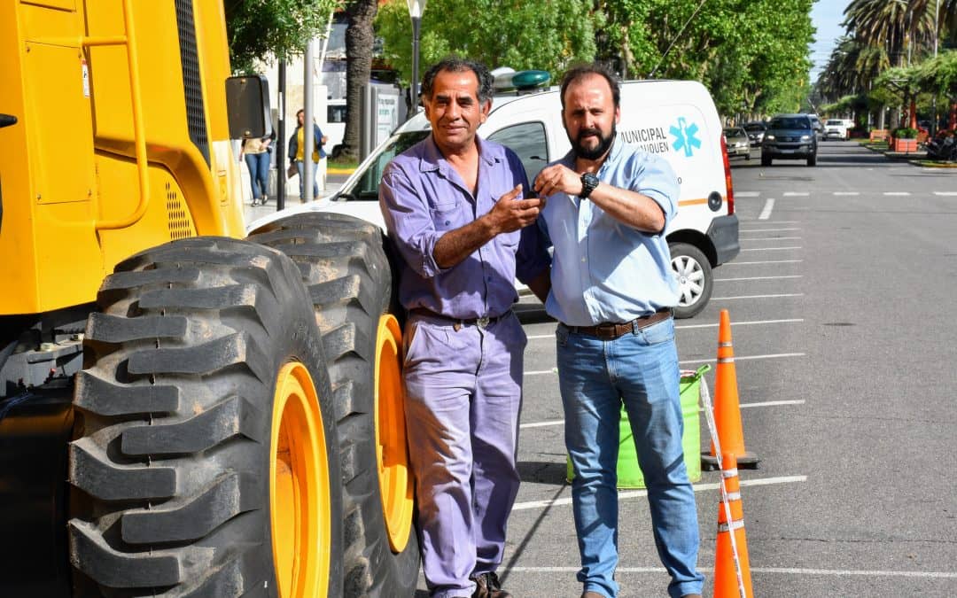 SE INCORPORO UNA NUEVA MOTONIVELADORA PARA CAMINOS RURALES