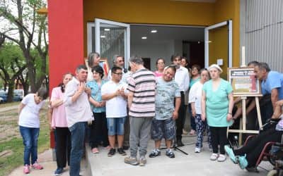 “DE IGUAL A IGUAL”, UNA MUESTRA DE PLÁSTICA DEL HOGAR CUMEN CHE Y DEL CENTRO DE DÍA POR LA VIDA PARA DISFRUTAR DESDE LOS SENTIDOS