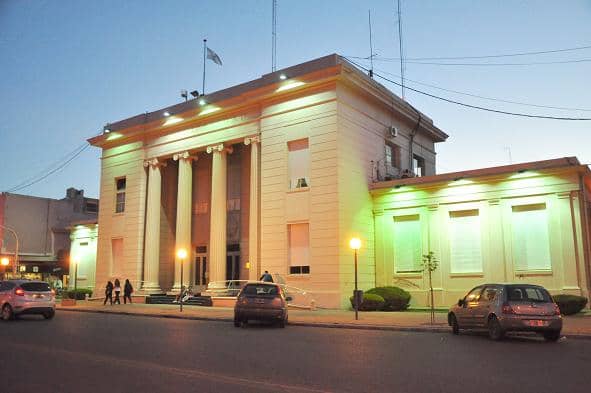 Nueva iluminación de la fachada del Municipio