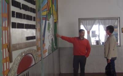 Bocca recorrió obras de arte realizadas por internos del Penal Las Tunas