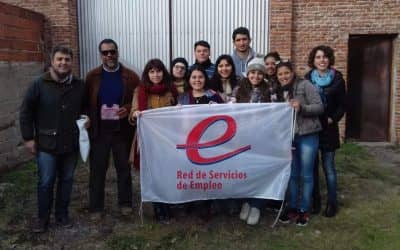 OCHO JÓVENES DEL PROGRAMA “MÁS Y MEJOR TRABAJO” VIAJARON A CNEL. SUÁREZ Y PIGÜE A CONOCER COOPERATIVAS Y FÁBRICAS