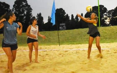 SE REANUDAN HOY LAS OLIMPIADAS DEL REENCUENTRO Y LA JUVENTUD CON BEACH VOLEY Y FUTBOL FEMENINO PLAYA