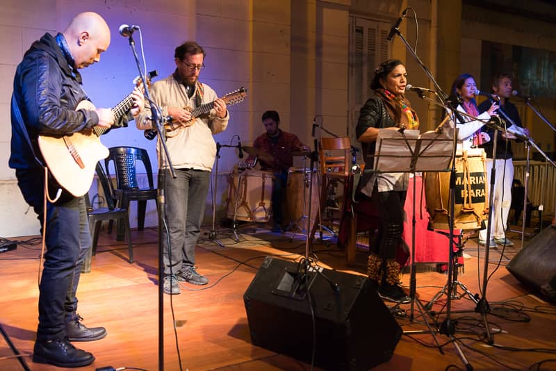 Se realizó una peña folclórica con la presencia de Mariana Baraj