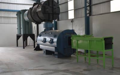 HOY COLOCARON LA CHIMENEA, TERMINARON DE ARMAR LA PARTE MECANICA Y QUEDO INSTALADO EL HORNO PIROLÍTICO