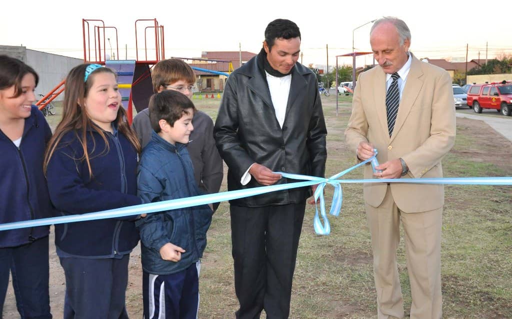 El Municipio inauguró la Plaza del Barrio Itatí