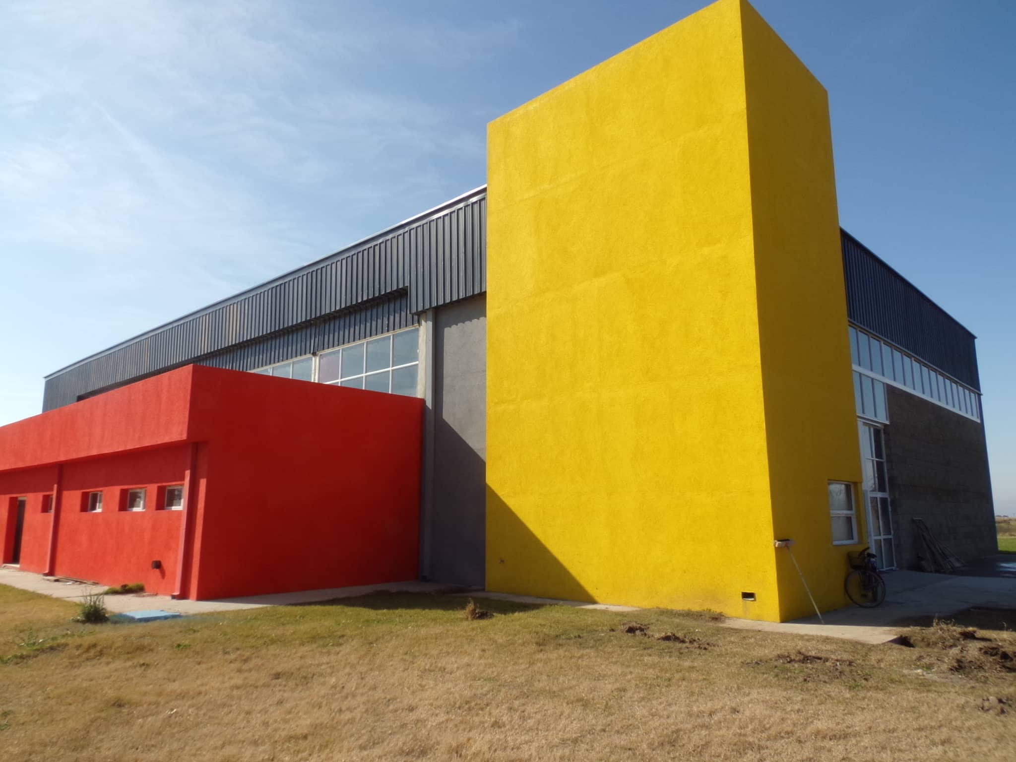 Polideportivo de Berutti: restan detalles de terminación