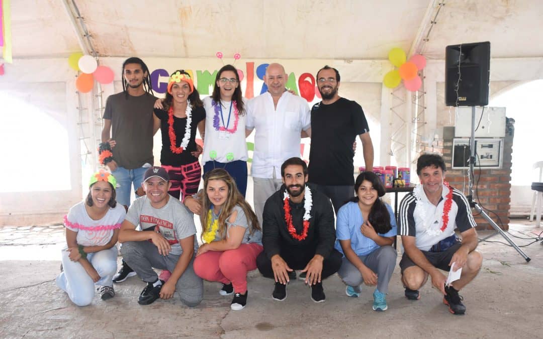 A PESAR DEL MAL TIEMPO, EL PRIMER TURNO DE LA COLONIA DE ADULTOS MAYORES ARRANCO HOY CON ALEGRIA Y COLOR