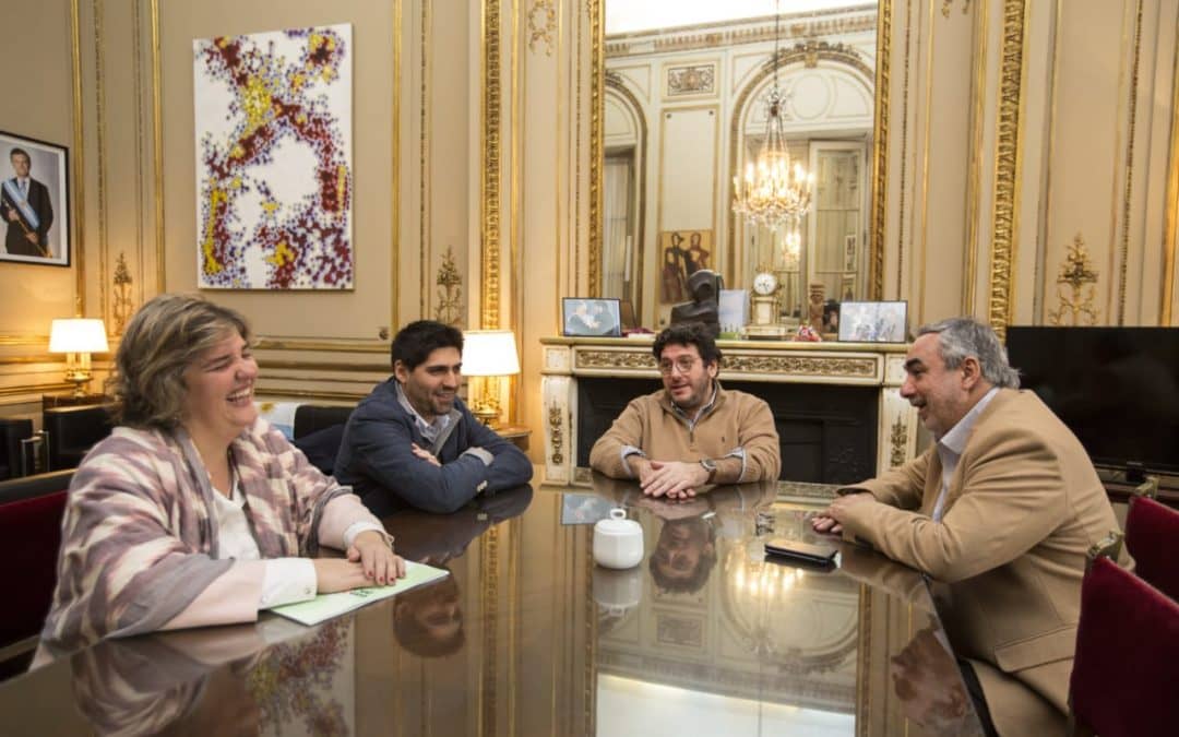 FERNÁNDEZ PRESENTÓ EN NACIÓN EL“III ENCUENTRO NACIONAL DE ARTE MURAL” Y GESTIONÓ APOYO PARA SU REALIZACIÓN