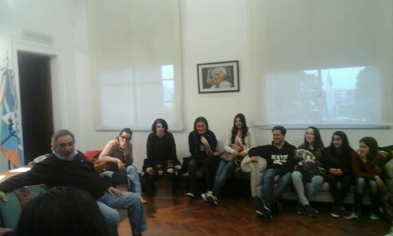 Fernández se reunió con centros de estudiantes