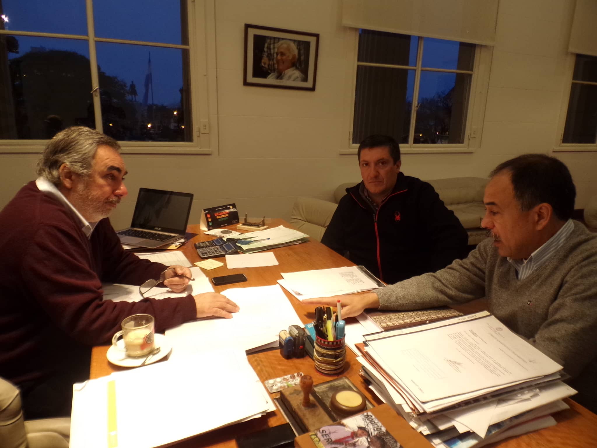 Fernández y Jordán se reunieron con la Cooperativa de Electricidad
