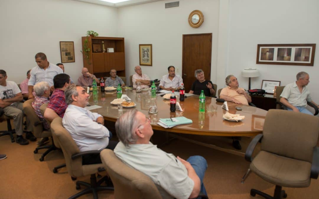 Fernández y funcionarios se reunieron con la Cooperativa de Electricidad