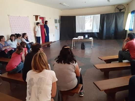 SALUD COMUNITARIA DIO EN BERUTTI UN TALLER SOBRE LAS EMOCIONES QUE SE PONEN EN JUEGO A LA HORA DE FIJAR LÌMITES A LOS NIÑOS