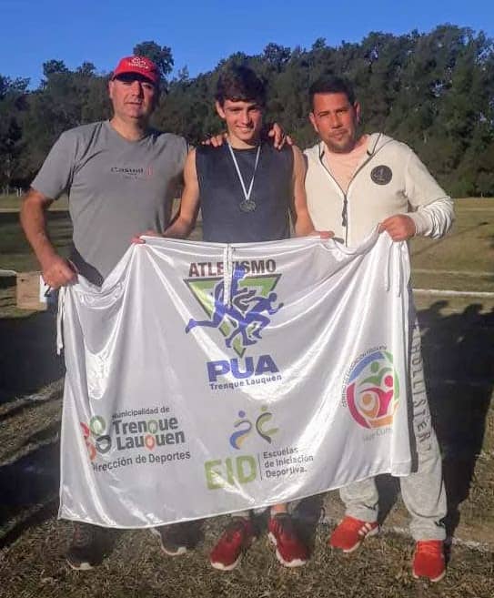 EL JOVEN SANTIAGO MADROÑAL VOLVIÓ A BRILLAR Y RESULTÓ CAMPEÓN PROVINCIAL U18 EN UN DECATLÓN
