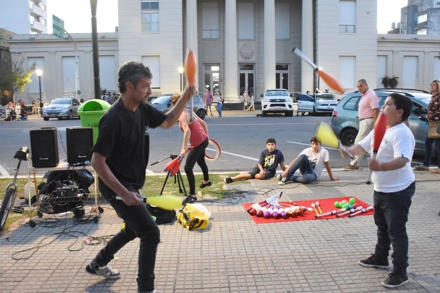 VUELVE EL TALLER DE CLOWN Y MALABARES EN FORMA PRESENCIAL: PUEDEN ANOTARSE DESDE LOS NUEVE AÑOS