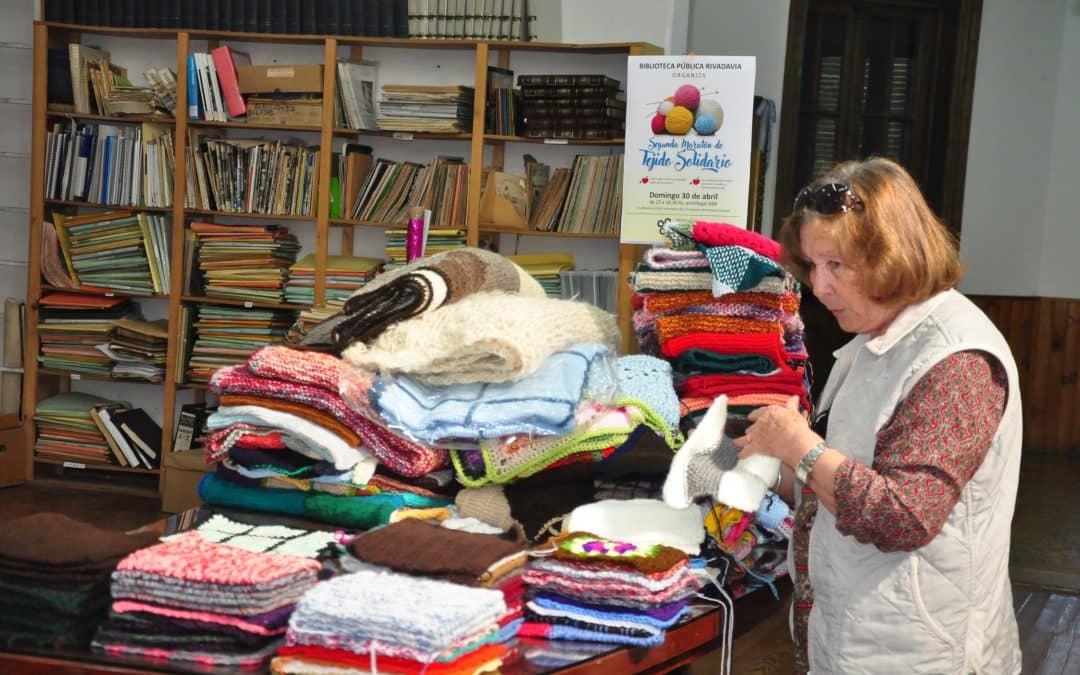 Se realizó la segunda maratón de tejido solidario en la Biblioteca Rivadavia