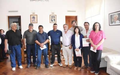 Entrega de medallas a empleados con 25 años de servicio