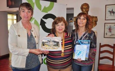 La poeta local Lucía Urquizú participó de un encuentro de escritores en Perú