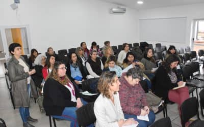 EL MUNICIPIO Y EDUCACIÓN ELABORAN ESTRATEGIAS PARA CUMPLIR CON LA COBERTURA DE VACUNACIÓN EN LOS CHICOS