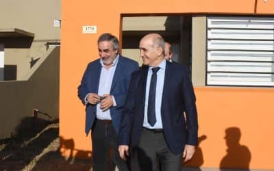 FERNÁNDEZ RECIBIÓ AL VICEGOBERNADOR SALVADOR Y LUEGO RECORRIERON LA AMPLIACIÓN URBANA