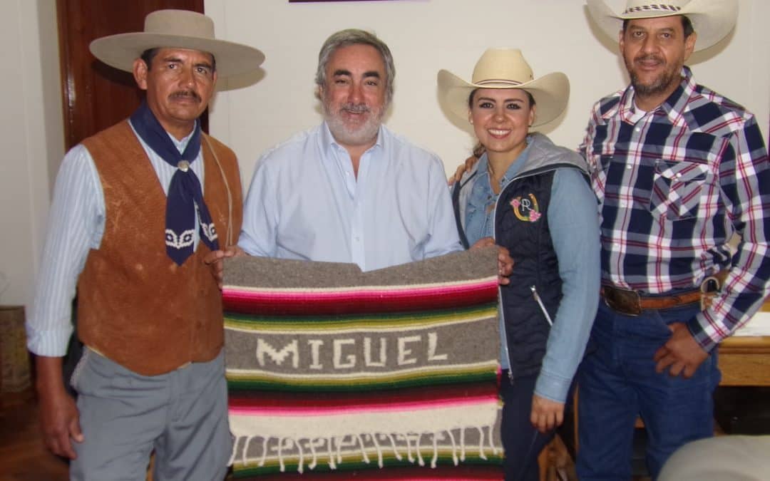143º ANIVERSARIO: VISITA DE MEXICANOS INSTRUCTORES ECUESTRES Y ALUMNOS DEL CFI A LA DIRECCIÓN DE CULTURA
