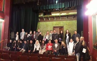 DOCENTES Y ALUMNOS DE LA UNIVERSIDAD ARGENTINA DE LA EMPRESA REALIZARON UNA VISITA GUIADA POR LA CIUDAD