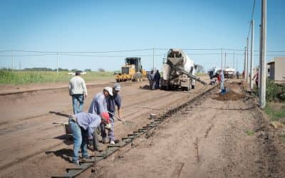 Más trabajos de cordón cuneta en la Ampliación Urbana