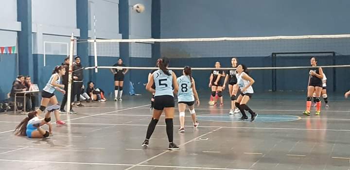 RESULTADOS DE LA 4TA FECHA DEL TORNEO DE VOLEY FEMENINO